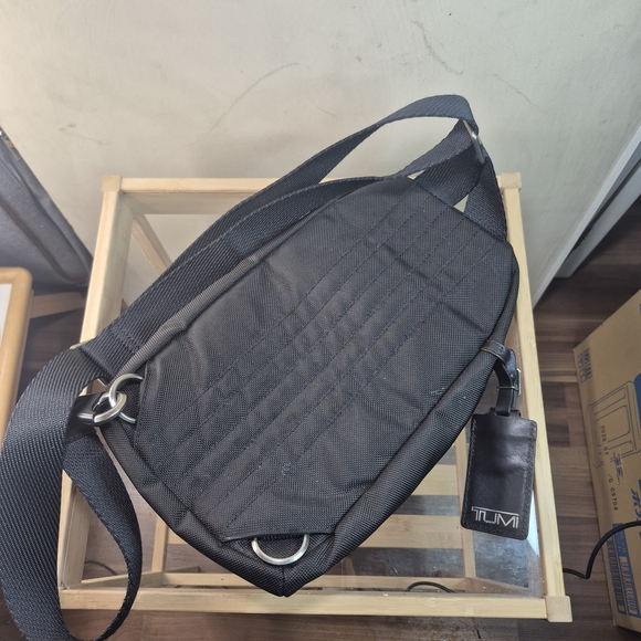 Tumi Black Men's Belt Bag - Picture 5 of 10